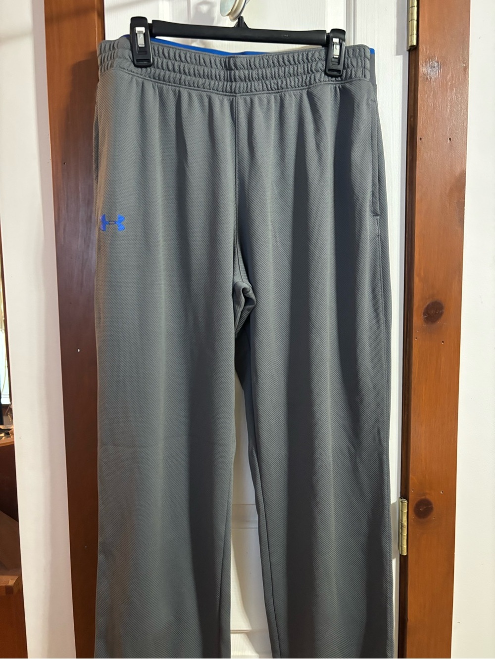 Under Armour uni-sex Gray Sweatpants with Blue Logo